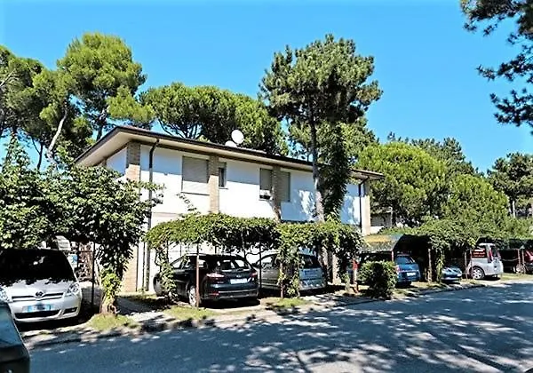 بيت للعطل Green Holiday Feriendorf Mit 2 Schwimmbaedern بيبيوني