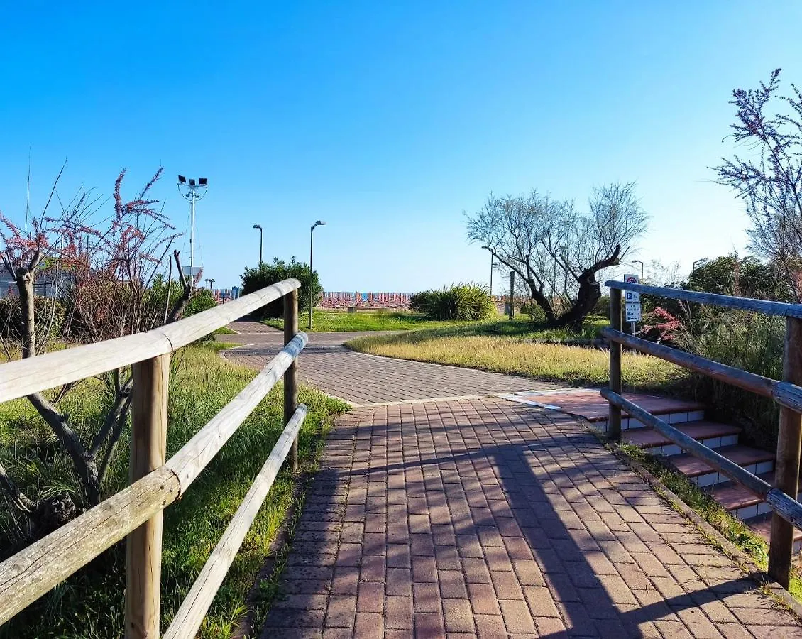 Green Holiday Feriendorf Mit 2 Schwimmbaedern بيبيوني 0*,  إيطاليا